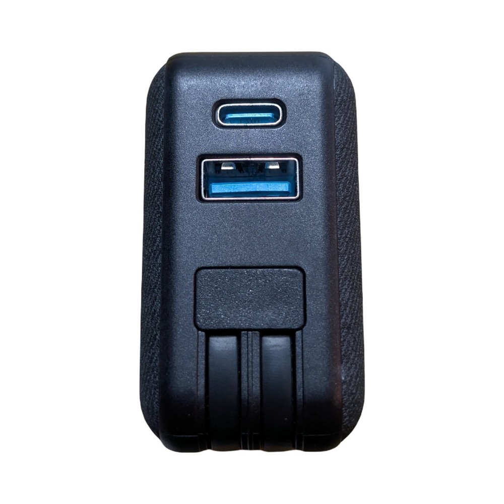 R3-Poly myCharge 10,000 mAh Portable Charger for USB-C and Apple Devices Black ⬇